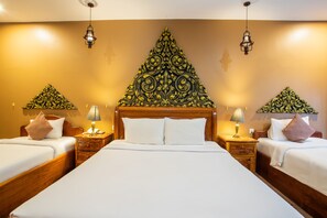 Deluxe Triple Room | Minibar, in-room safe, desk, blackout curtains - Indra Porak Residence Hotel (Siem Reap)