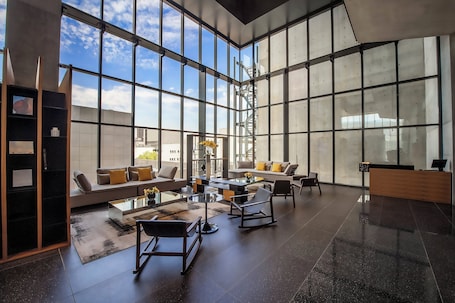 Sala de estar en el lobby