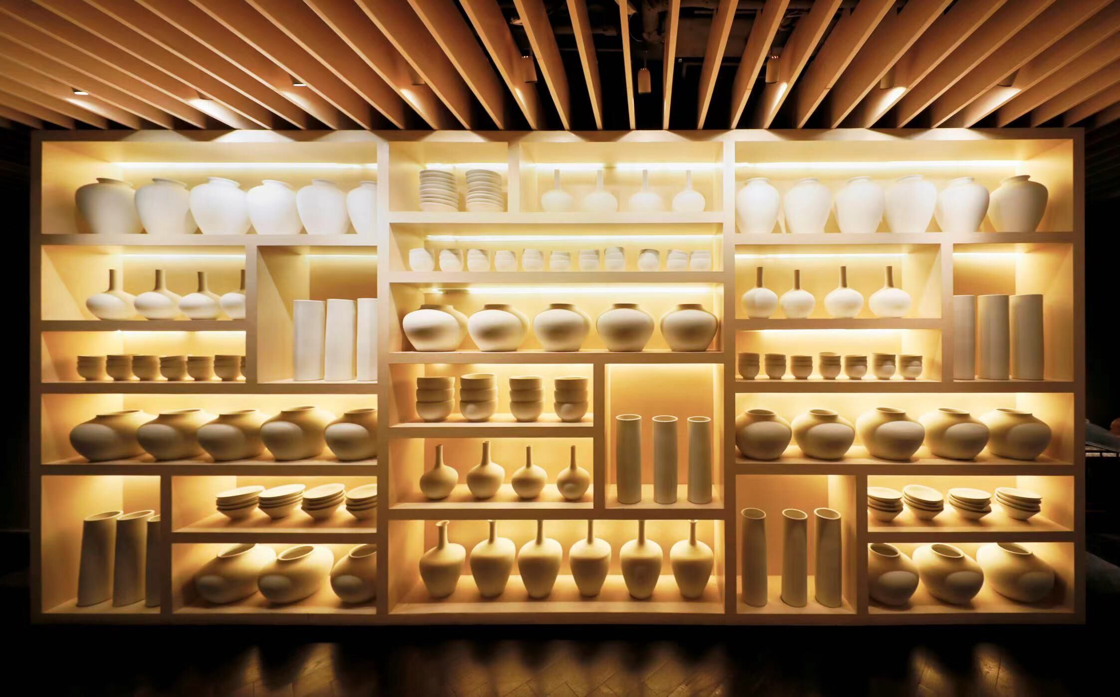 lunch and dinner served, chinese cuisine