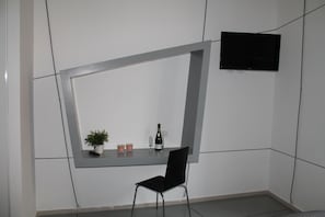 Double Room | Food and drink - The Upper Suites (Rome)