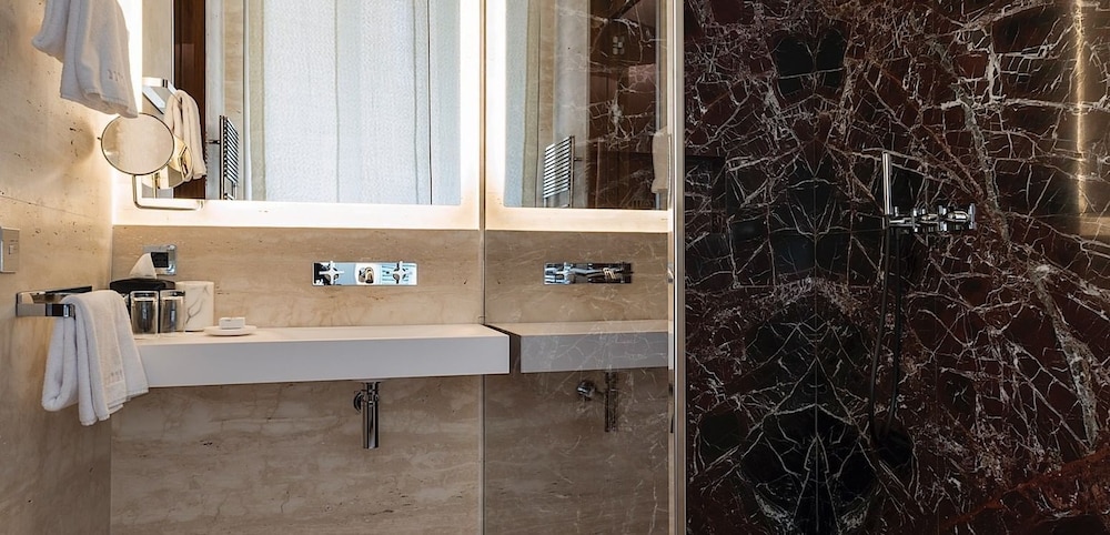 Fendi Private Suites by null