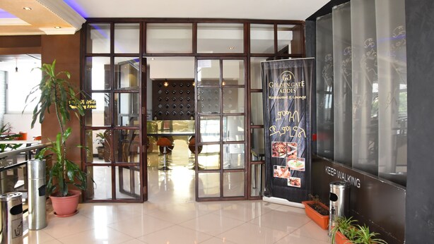 Ảnh chưa phân loại, 1 trong số 36 ảnh, nút