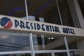 Porch - Presidential Hotel (Addis Ababa)