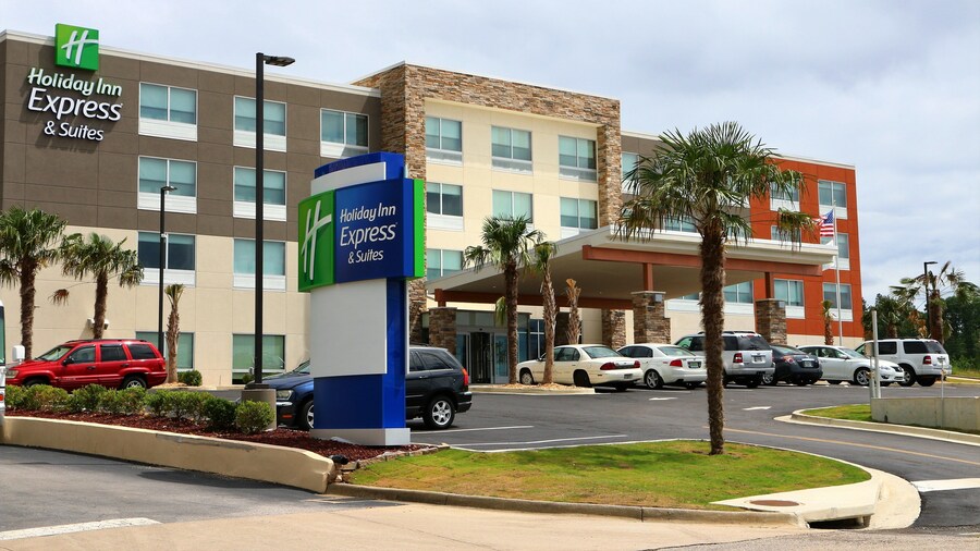 Holiday Inn Express & Suites Alabaster by IHG