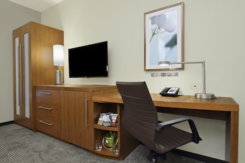 Egyptian cotton sheets, premium bedding, down comforters, pillowtop beds at Hyatt Place Houston/Katy