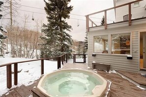 Outdoor spa tub - Creek Lane Crossing (Snowmass Village)