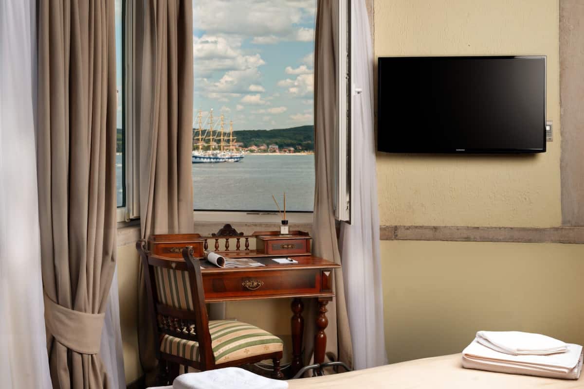 superior double room, sea view | view from room