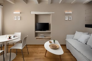 Apartment, Terrace | Living area | Flat-screen TV - Angelo d’Oro Apartment Monte (Rovinj)
