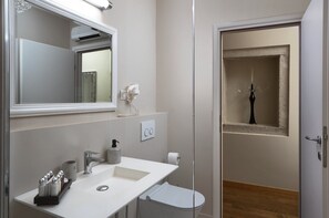 Apartment, Terrace | Bathroom