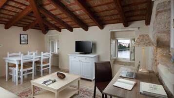 Penthouse, uitzicht op zee | Dineerruimte