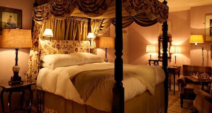 The Pilsley Inn