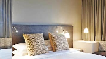 Suite, 1 kingsize-seng med sovesofa | Sengetøy av topp kvalitet, minibar, safe på rommet og skrivebord