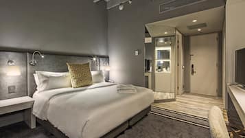 Phòng Superior | Bộ đồ giường cao cấp, minibar, két bảo mật tại phòng, bàn