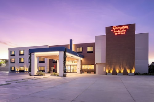 Hampton Inn & Suites by Hilton San Diego SeaWorld Near Old Town