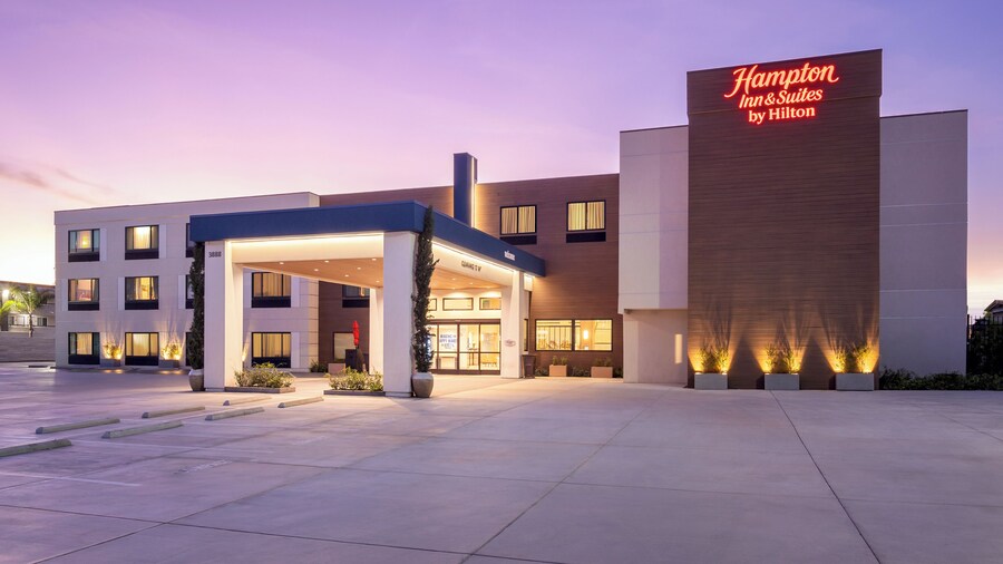 Hampton Inn & Suites by Hilton San Diego SeaWorld Near Old Town