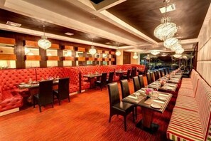 Dining - VPX Hotel (Asia)