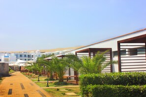 Bungalow, 1 King Bed | Minibar, in-room safe, soundproofing, iron/ironing board - VPX Hotel (Asia)