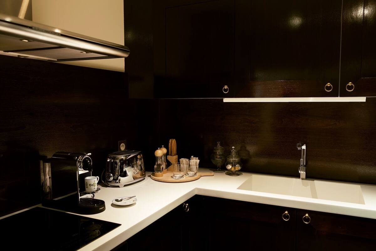 family apartment | private kitchen | electric kettle