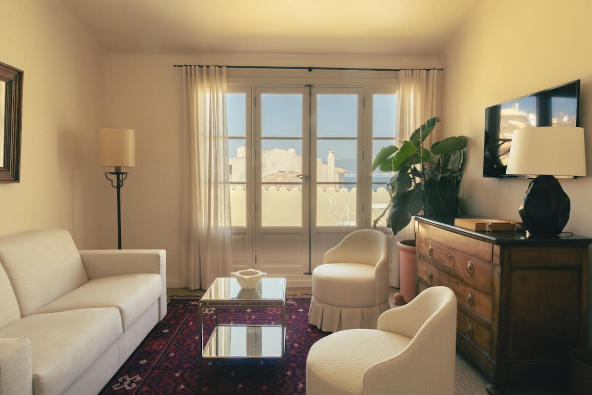 Prestige Tropezian suite with Terrace and Sea View | 1 bedroom, premium bedding, minibar, in-room safe