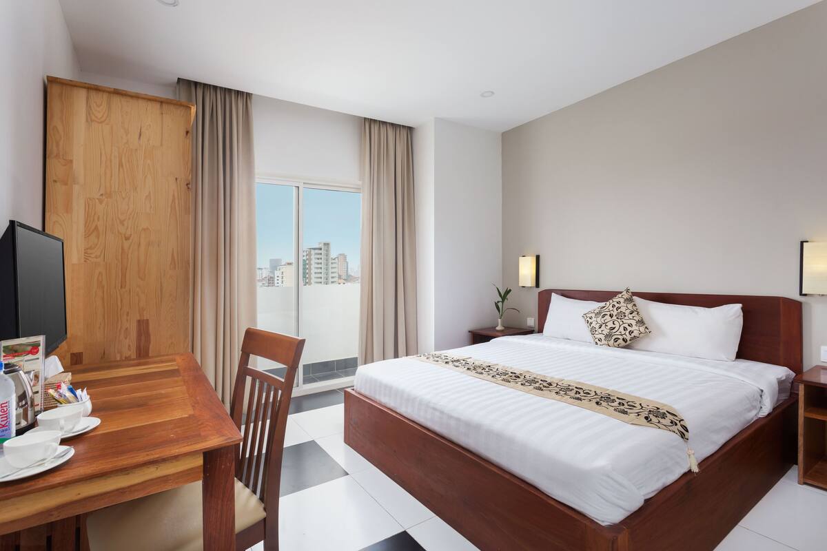 Superior Single Room | 高档床上用品、羽绒被、加厚床垫、迷你吧