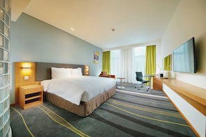 In-room safe, desk, free WiFi, bed sheets - Holiday Inn Express Handan East by IHG (Handan)