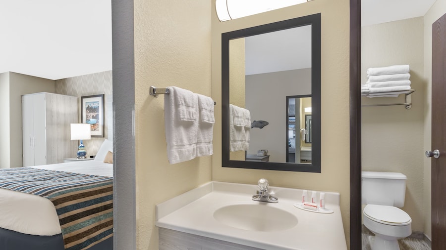 SilverStone Inn & Suites Spokane Valley