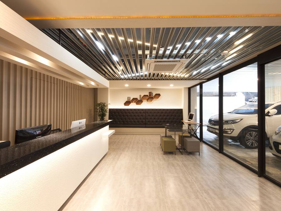 Check-in-/Check-out-Schalter