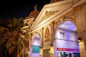 Front of property - King & Princess Motel - Jian Kang (Tainan)