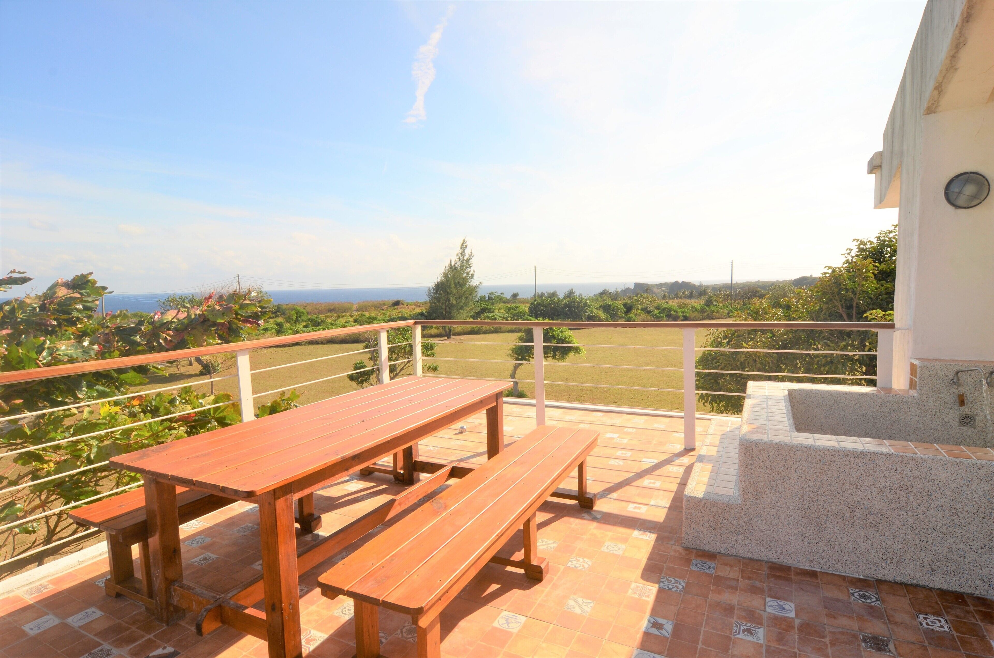 ห้องแฟมิลี่, 2 ห้องนอน, วิวทะเล (1 double bed and 2 Japanese futons) | ลานระเบียง/นอกชาน