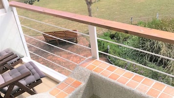 Habitación doble, vistas al mar (B1-2 single beds) | Bañera profunda