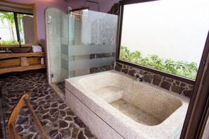 Romantic Villa, 1 Bedroom, Private Pool | Bathroom | Separate tub and shower, rainfall showerhead, hair dryer, slippers - Kenting Calla Lily Villa (Hengchun)