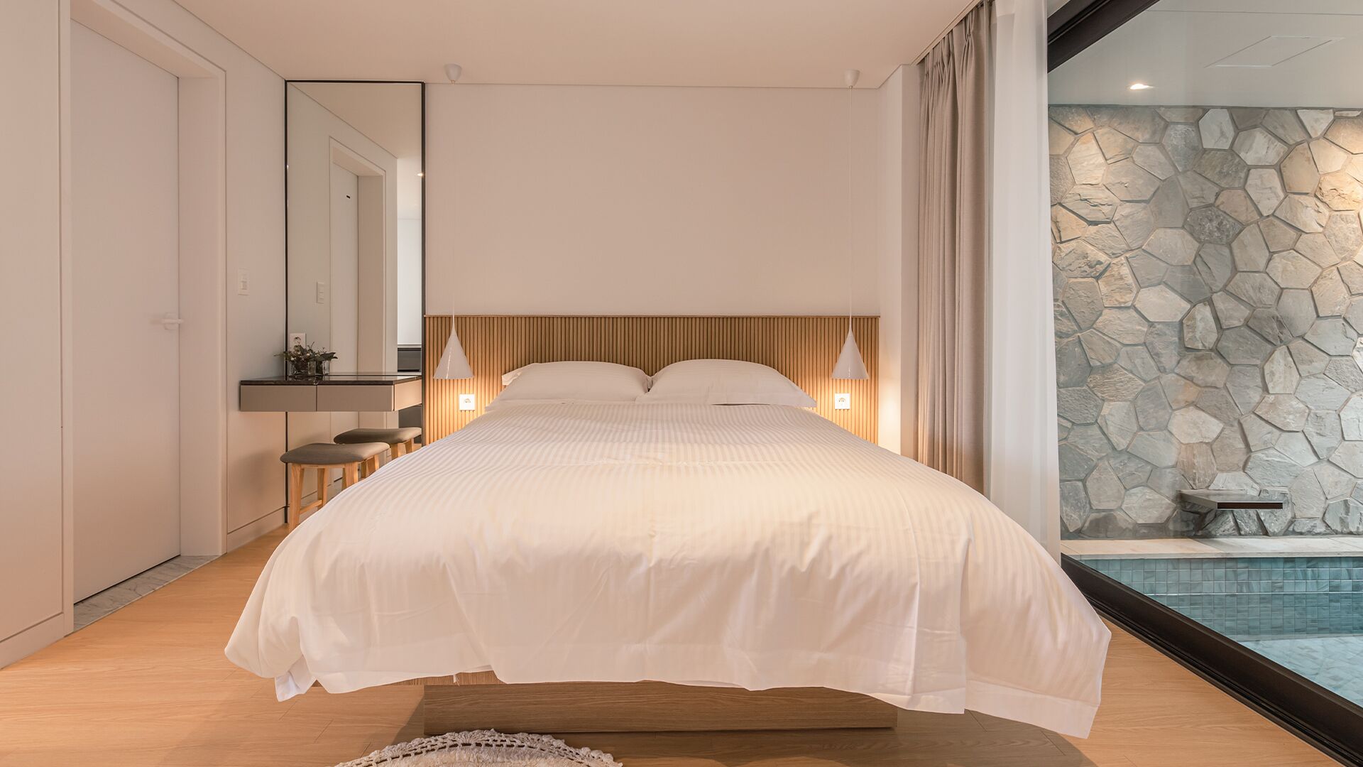 Pool villa B | Literie de qualit é, couette en duvet