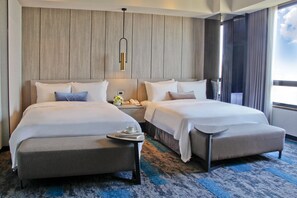 Desk, soundproofing, free WiFi, bed sheets - Queena Plaza Hotel Tainan (Tainan)