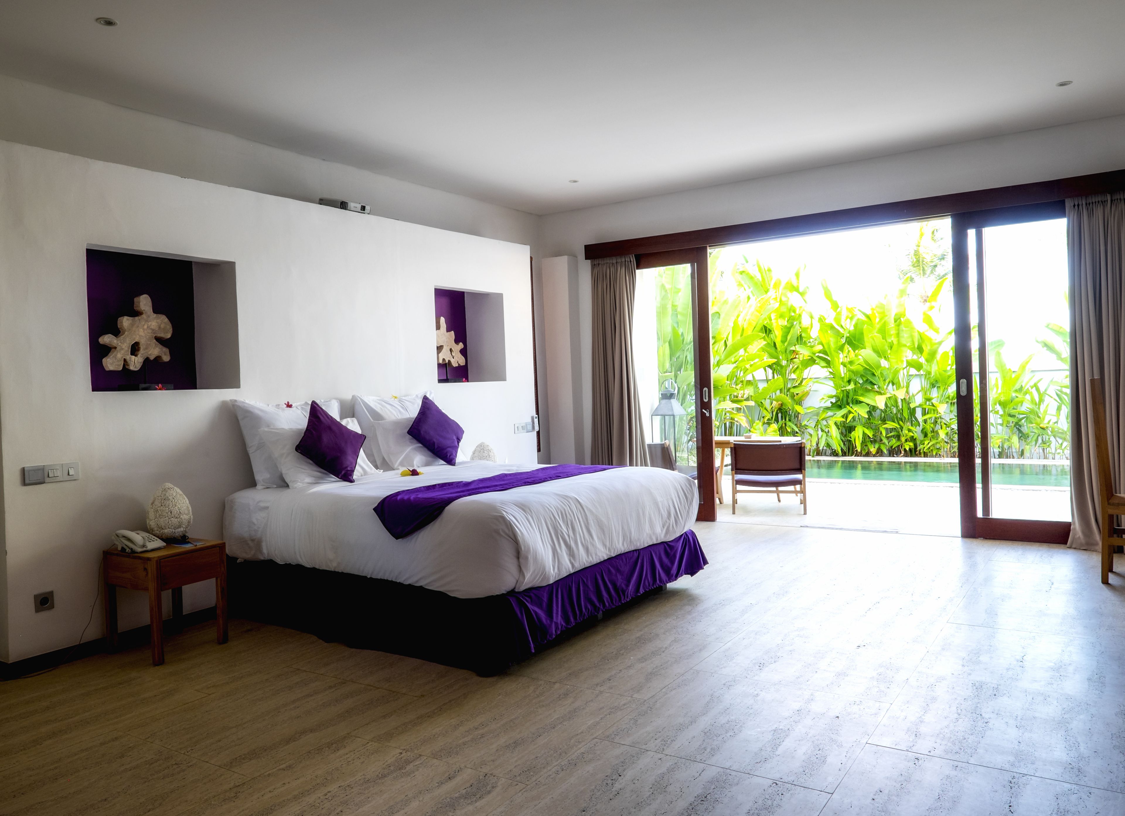 Villa, piscine privée | Minibar, coffres-forts dans les chambres, bureau