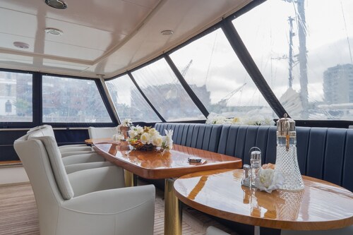 Christina Onassis Yachthotel