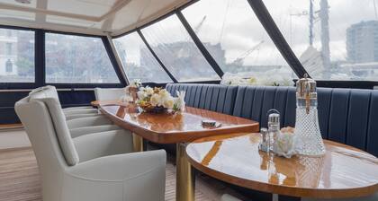 Christina Onassis Yachthotel