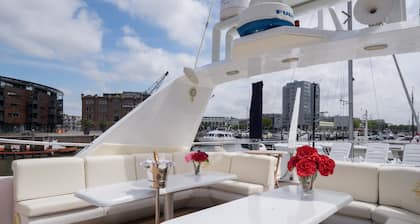 Christina Onassis Yachthotel