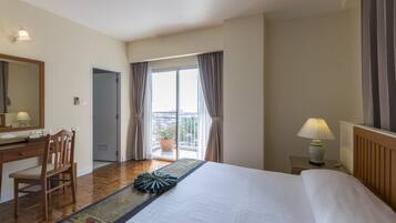 2 Bedrooms Suite | In-room safe, desk, blackout curtains, free cots/infant beds