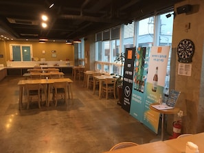 Lobby lounge