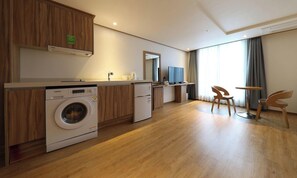 Quarto quádruplo executivo, 2 camas de casal | Roupas de cama de algodão egípcio, roupas de cama premium