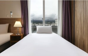 Habitación familiar con 2 camas individuales | Sábanas de algodón egipcio, ropa de cama de alta calidad y edredón 