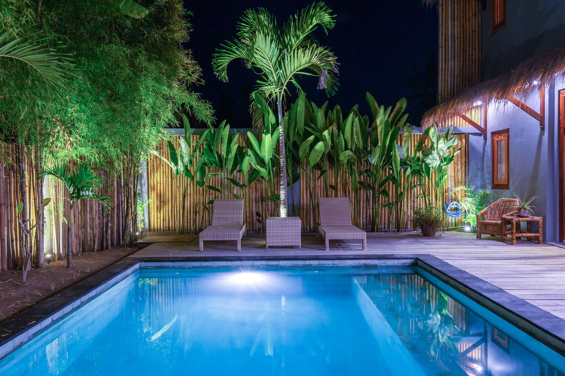 2 bedrooms, premium bedding, in-room safe, individually furnished