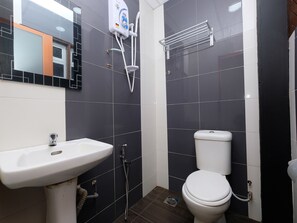 Superior Suite | Bathroom