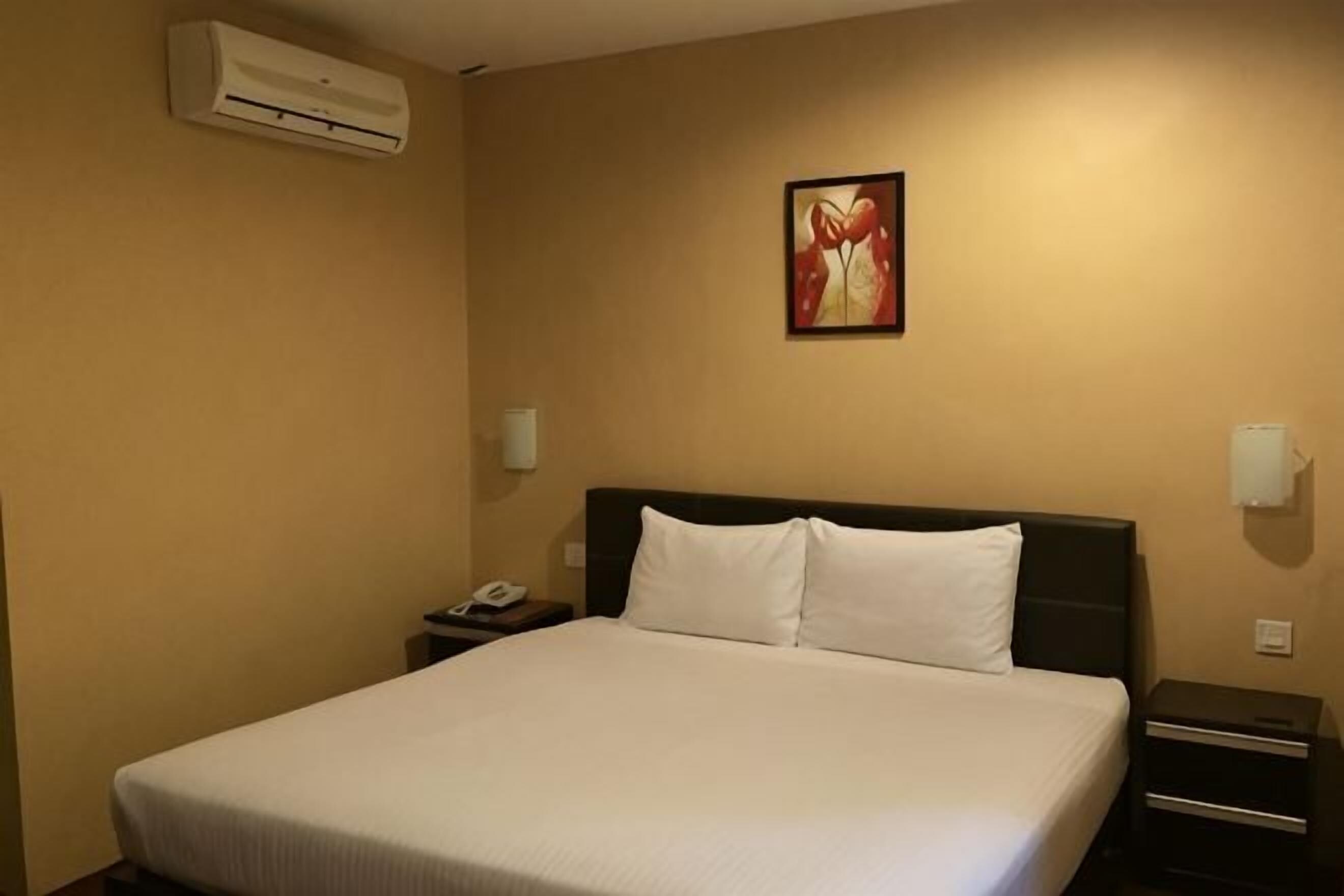 Desk, iron/ironing board, free WiFi