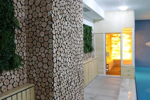 Espace de soins pour les couples, sauna, bain à remous, hammam, hammam