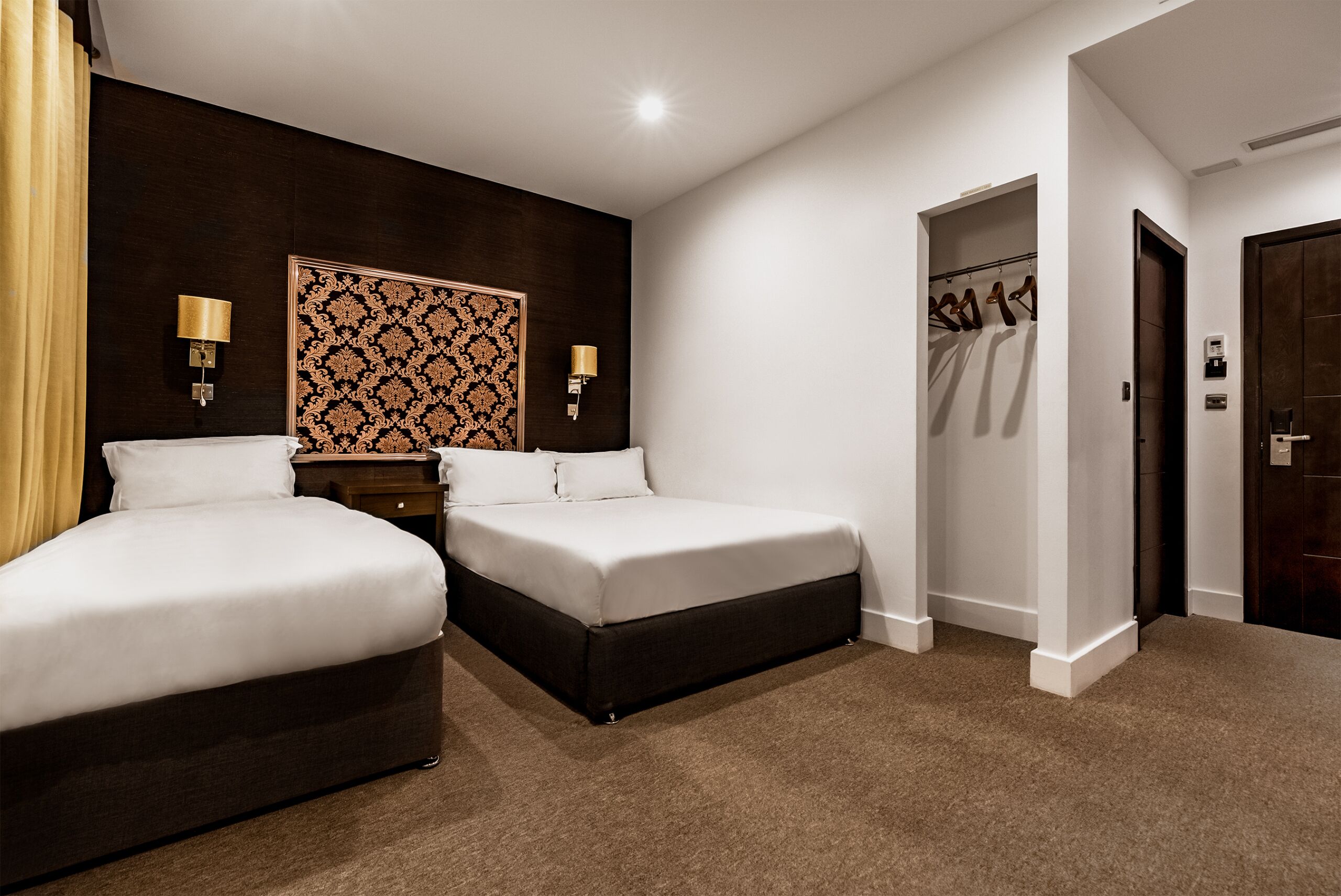 Familierom, eget bad