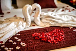 Cunas gratuitas y ropa de cama 