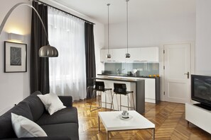 Private kitchenette - Apartamenty Pomarańczarnia (Poznan)