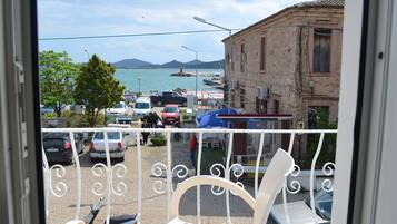 Triple Room | Balcony