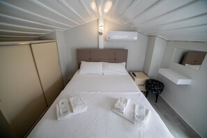 Standard Loft | Premium bedding, minibar, free WiFi - Mai Pension (Ayvalik)